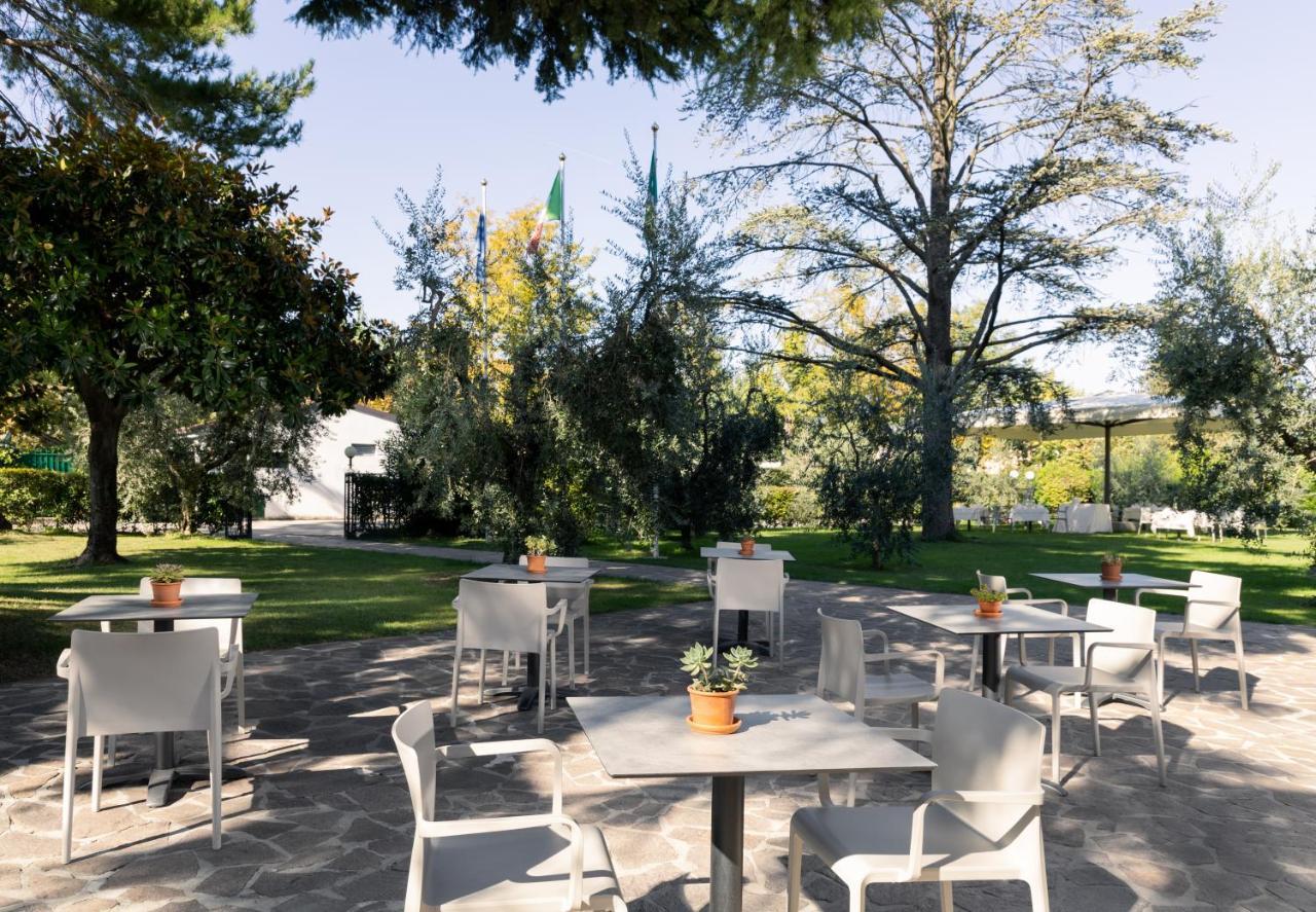 La Quiete Park Hotel Manerba del Garda Exterior foto