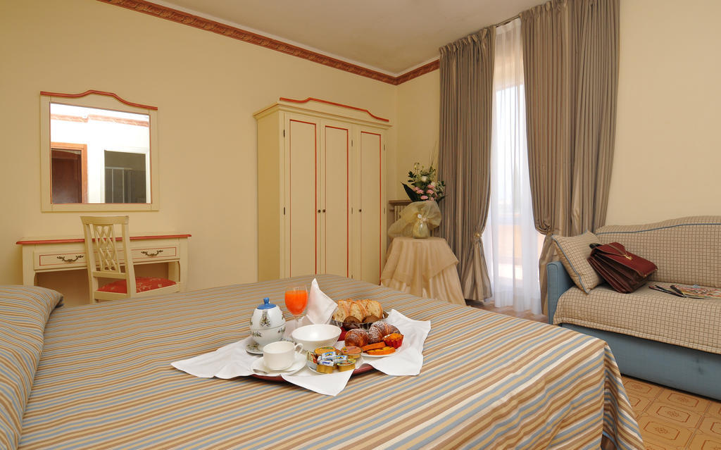 La Quiete Park Hotel Manerba del Garda Exterior foto