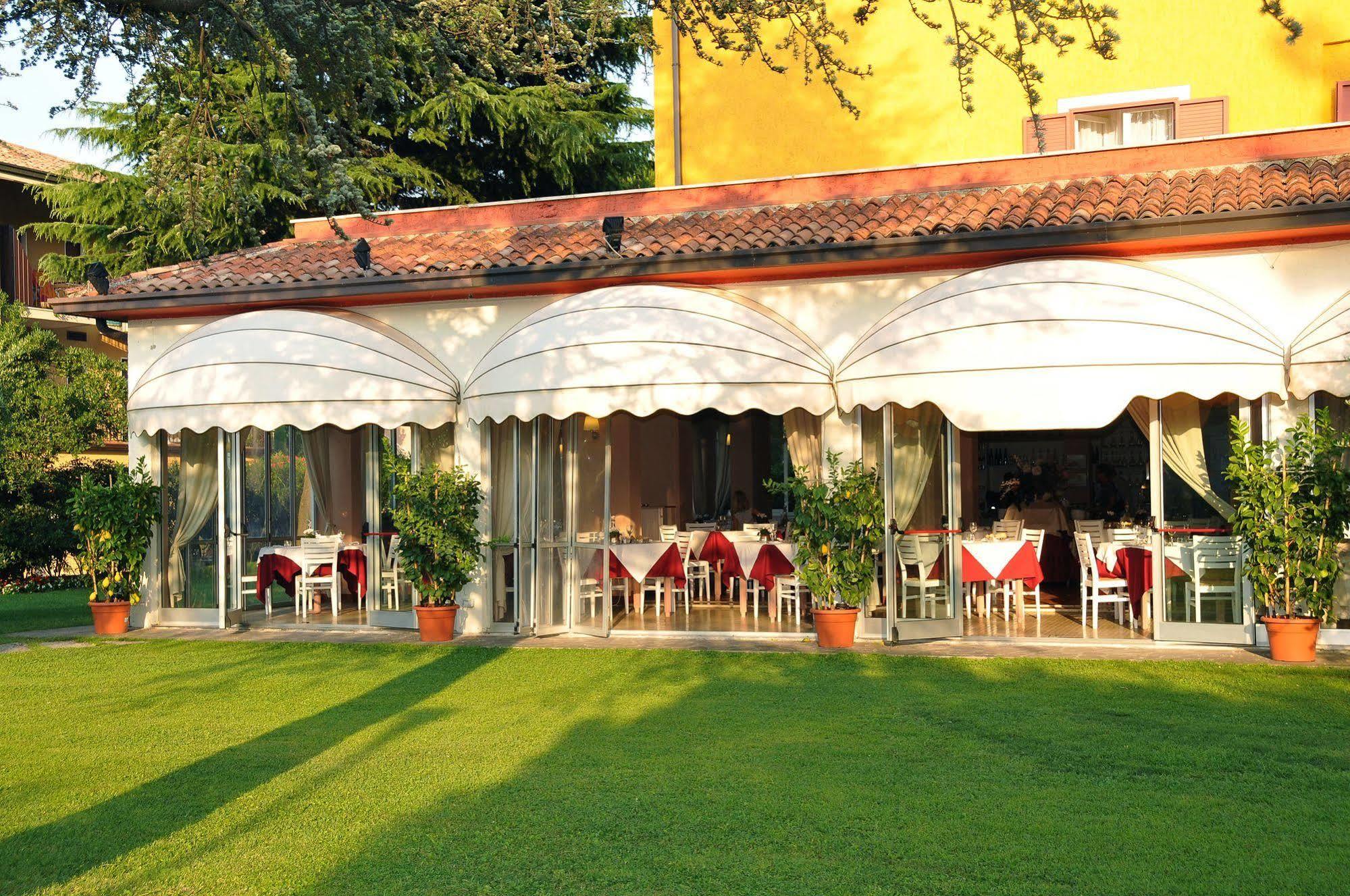 La Quiete Park Hotel Manerba del Garda Exterior foto