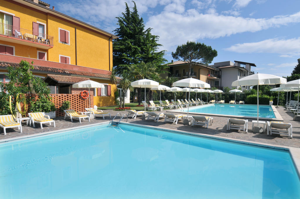 La Quiete Park Hotel Manerba del Garda Exterior foto